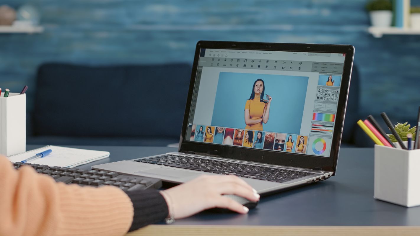HP 2025 17 Inch Laptop Review HP 2025 17 Inch Laptop Review