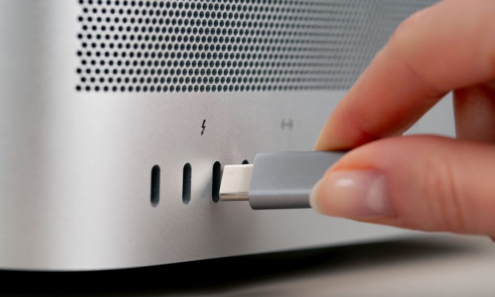 OWC Thunderbolt 5 Dock Review: A Desk Upgrade That Actually Makes You Faster
